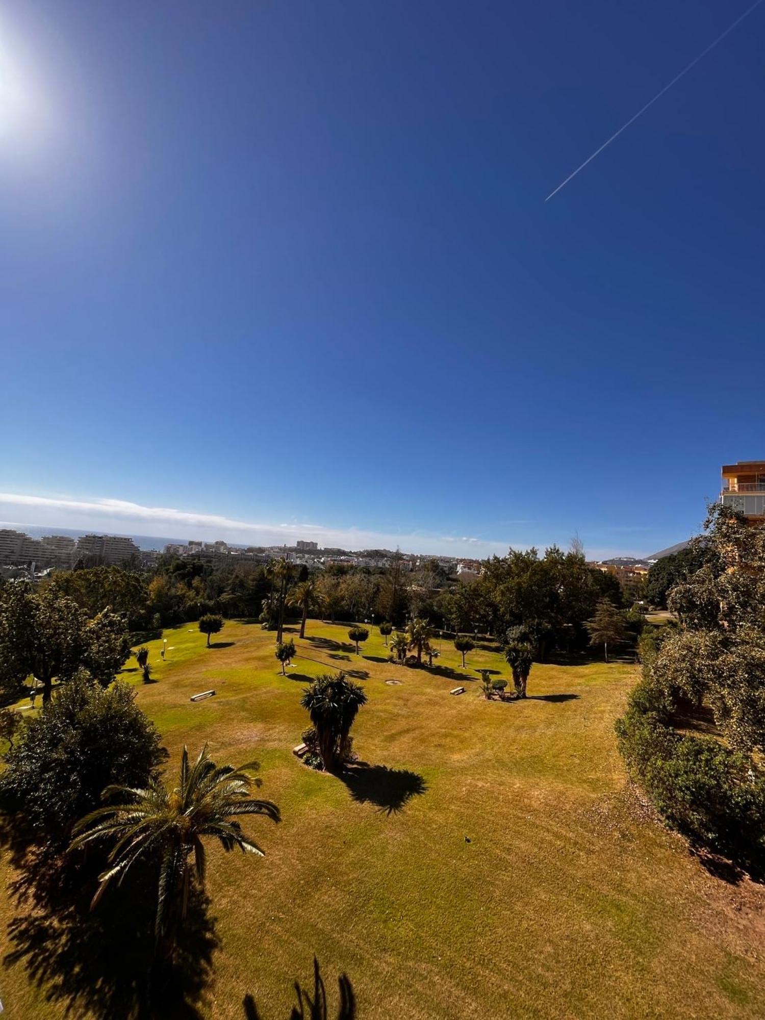 Aparthotel Minerva Benalmádena Exteriör bild